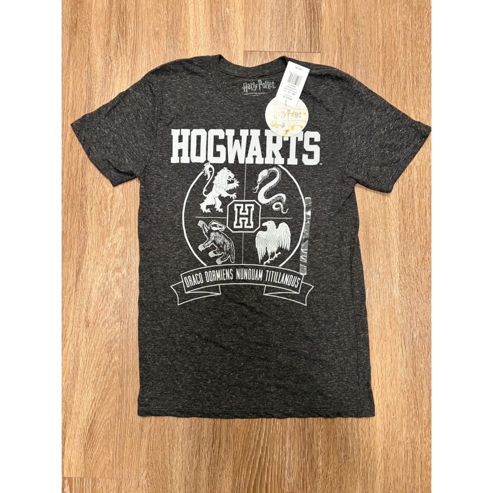 Harry Potter Hogwarts Crest Graphic Tee Charcoal Black Heather‎ Mens Small NWT